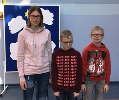 Foto der Vertreter der Irisschule für den Lese-Wettbewerb