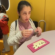 Ansam kreiert ebenfalls eine eigene Schokolade mit Kaffeebohnen (vergrößerte Bildansicht wird geöffnet)