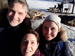 Foto von Marko Hildmann, Céline Schröder und Judith Cederhag (Mitarbeiterin des SPSM)