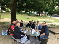 Foto der Teilnehmer:innen beim Elterntreffen in Emsdetten.