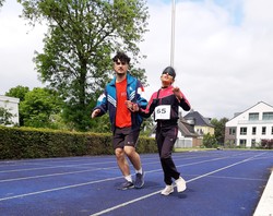 Foto von Vida beim 800m-Lauf (vergrößerte Bildansicht wird geöffnet)