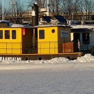 Foto von festgefrorenen Booten im Jyväs (vergrößerte Bildansicht wird geöffnet)